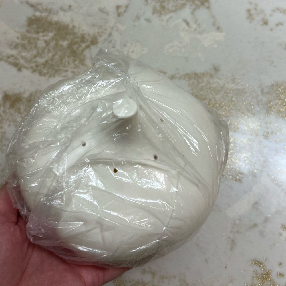 Tupperware Garlic keeper - Picture 6 of 6